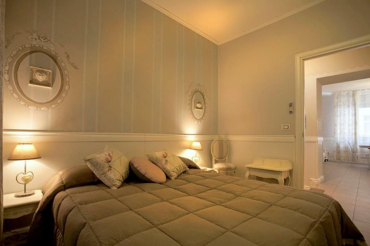 Apartamento Casa Di Charme "Rosa-Rosae" Verona Exterior foto