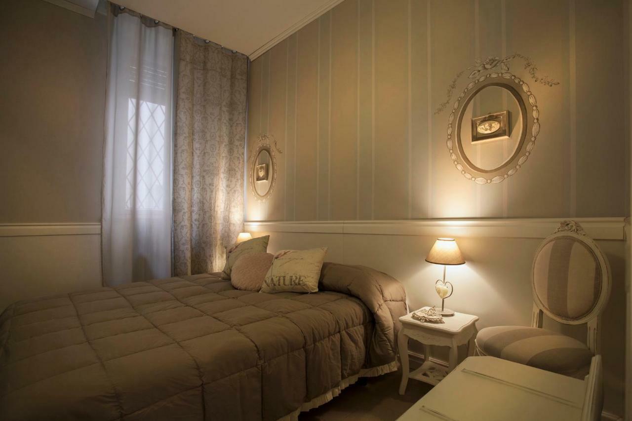 Apartamento Casa Di Charme "Rosa-Rosae" Verona Exterior foto